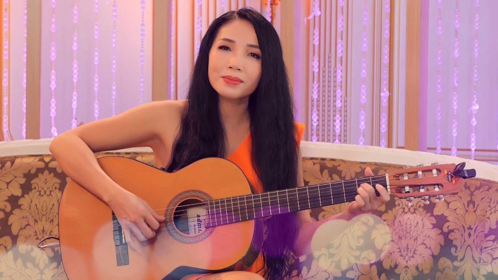 Ca sĩ Quỳnh Lan: “Đàn ông thành công thì tốt nhưng để giữ được trái tim phải cần một tình yêu mênh mông”