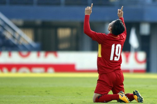 Quang Hải được báo Anh bình chọn vào top 500 thế giới