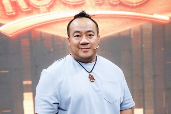 Hiếu Hiền khóc nức nở khi nhắc về mẹ Kim Ngọc