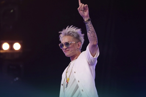 B Ray rap ‘mày’ mở đầu ‘Rap Việt’ dù bị cấm, sự thật thế nào?