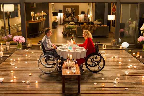 ‘Lăn’ đến bên em: Đôi khi cuộc đời bảo ta nên ngốc nghếch