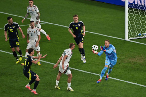 Euro 2024: Hungary lội ngược dòng ngoạn mục, giành chiến thắng 1-0 trước Scotland