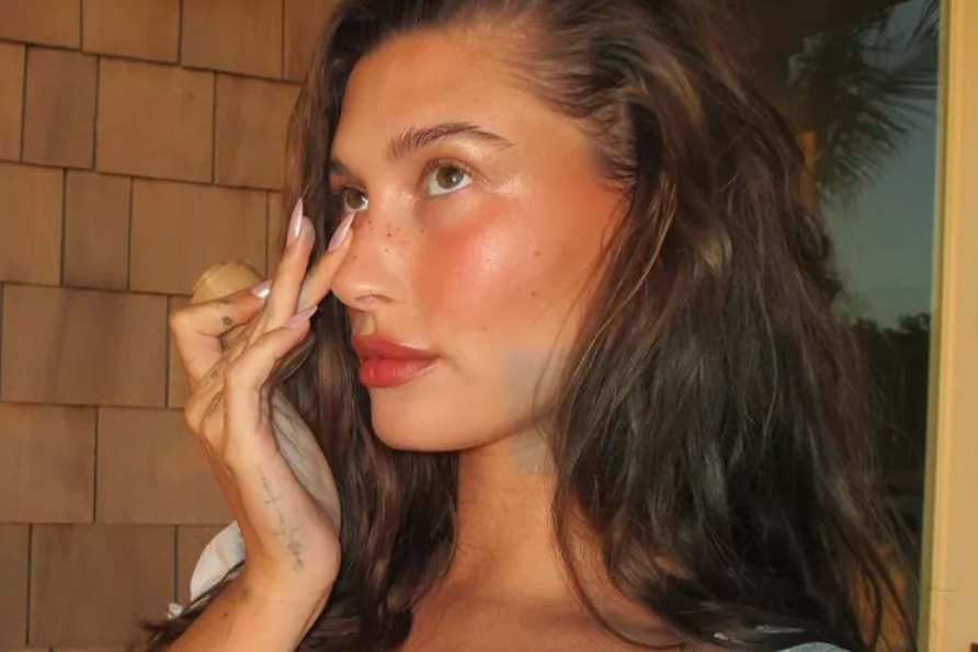 Xu hướng má hồng nào phù hợp với bạn?