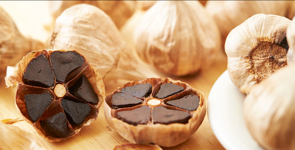 8 Lợi ích sức khoẻ gây ấn tượng của tỏi đen