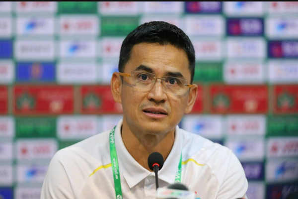 HLV Kiatisuk nói gì sau chuỗi trận bết bát của HAGL