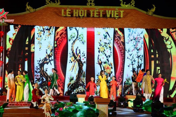 TPHCM tổ chức Lễ hội Tết Việt 2021 nhằm kích cầu du lịch, mua sắm