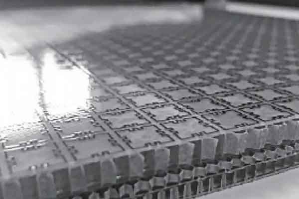 Công nghệ tàng hình cho vệ tinh nhỏ tránh sự giám sát của kẻ thù