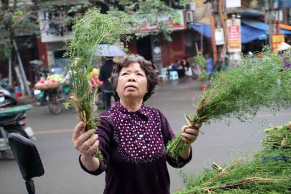 Ý nghĩa của phong tục tắm lá mùi chiều 30 Tết