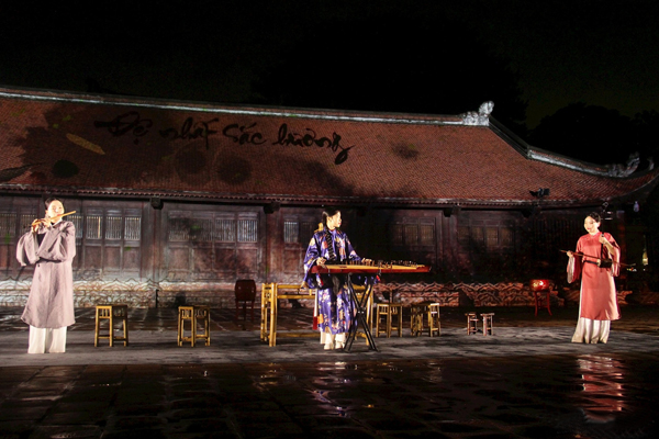 Hòa tấu nhạc cụ dân tộc Việt Nam ‘Tinh Hoa Đạo Học’ tại Văn Miếu – Quốc Tử Giám