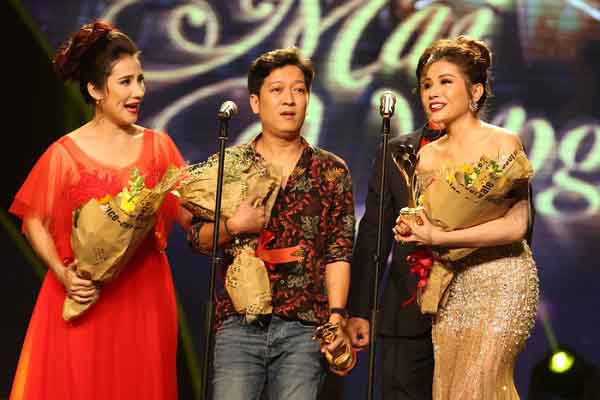 Cách Trường Giang xuất hiện ở lễ trao giải Mai Vàng là chẳng tôn trọng ai