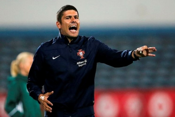 HLV Bồ Đào Nha tuyên bố chiến thuật muốn chơi ở trận gặp ĐT nữ Việt Nam