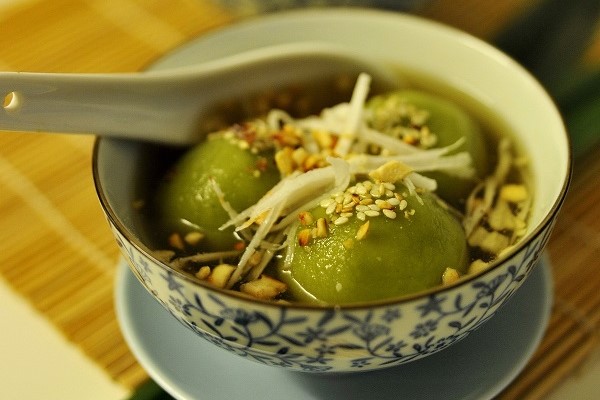 Vì sao ngày Nguyên Tiêu phải ăn bánh trôi nước?