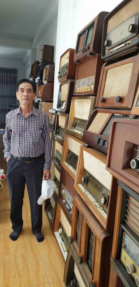 Vừa được gỡ phong tỏa, NSND Tạ Minh Tâm đến hát với ‘Khúc ca đồng lòng’