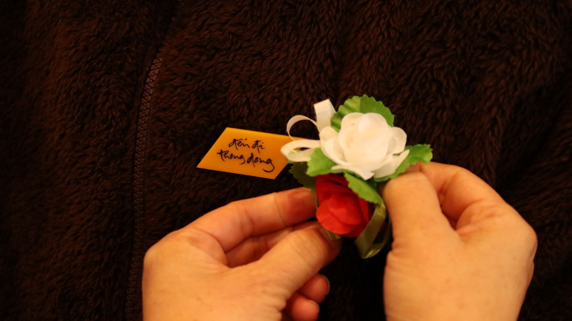 Lễ Vu Lan rằm tháng 7: Ý nghĩa báo hiếu cha mẹ và câu chuyện bông hồng cài áo