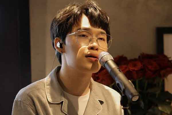 Lý do Quang Trung từ chối nhận cát-xê khi đi hát?