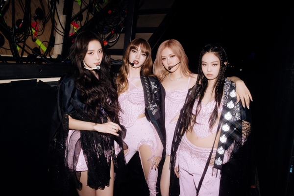 BLACKPINK ‘đổ bộ’ đề cử MTV VMAs, Taylor Swift dẫn đầu danh sách 