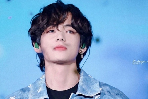 V (BTS) ra mắt album solo đầu tay, ‘chốt đơn’ cùng lúc 8 bìa tạp chí 