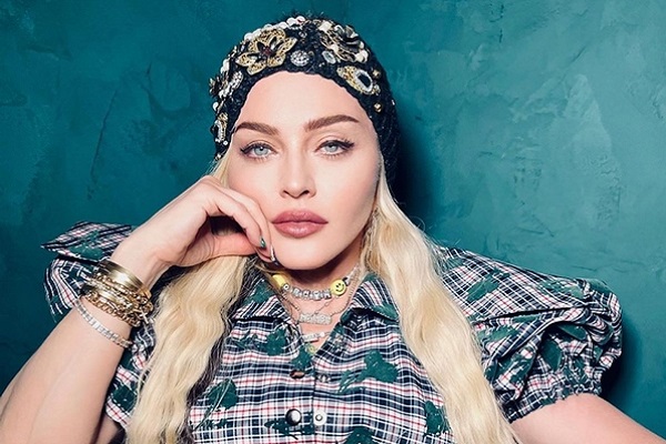 ‘Nữ hoàng nhạc pop’ Madonna tái xuất sau nhập viện? 