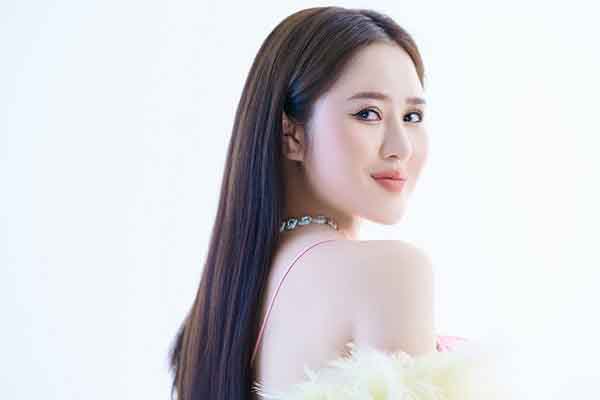 Lê Thu Uyên không muốn lấy chồng vì thời niên thiếu đầy ám ảnh