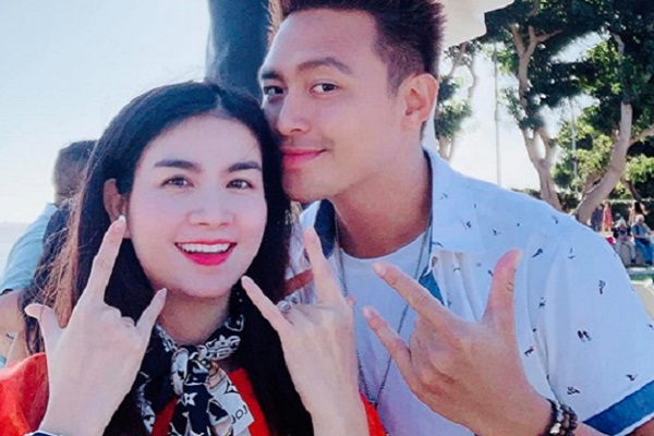 Vợ chồng Kha Ly – Thanh Duy khoe ảnh tình tứ tại San Diego