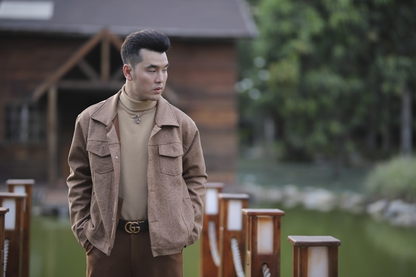 Ưng Hoàng Phúc tái hiện bản hit hơn 10 năm tặng khán giả