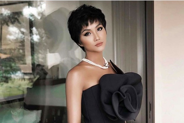 H’hen Niê – Hoa hậu chăm làm tóc nhất showbiz Việt
