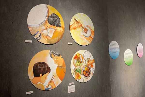 Triển lãm ‘Về nhà ăn cơm’: Thông điệp từ bữa cơm gia đình