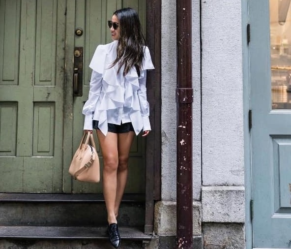 Thiết kế tay bồng lên ngôi