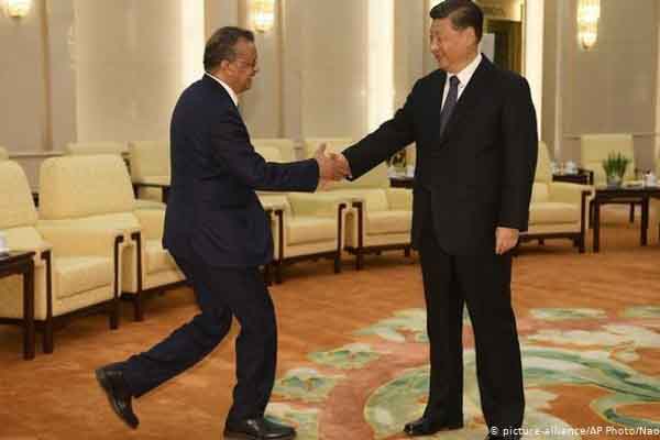 Hãng AP nêu nỗi khổ của WHO với Trung Quốc trong đại dịch COVID-19