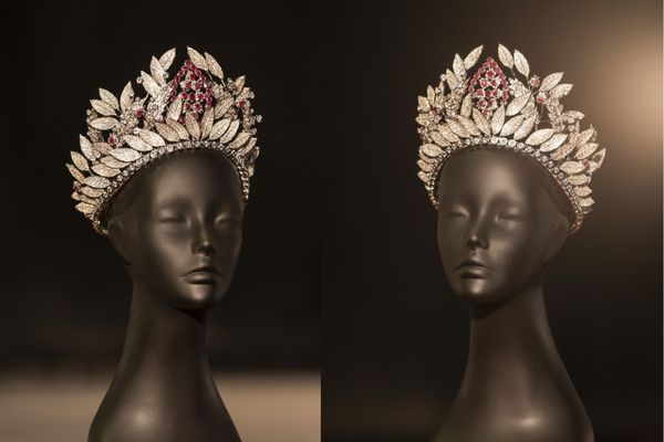 Cận cảnh vương miện Miss Charm 2023