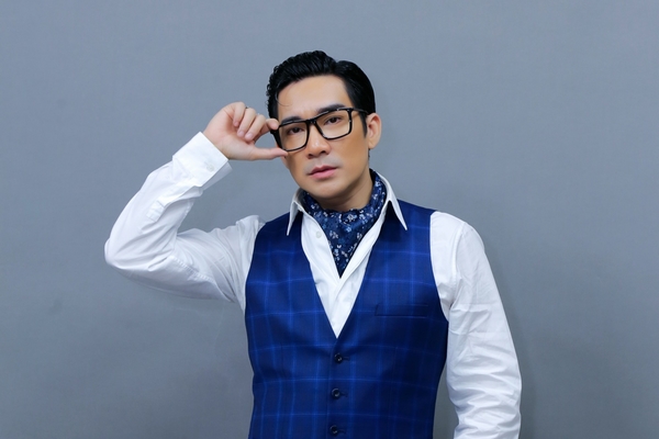 Quang Hà không sợ ‘xa mặt cách lòng’