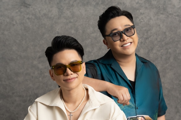 Yanbi và Hoàng Tôn hòa giọng ‘Vì em là cả thế giới’