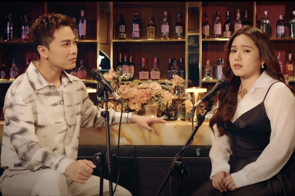 ‘Hươu Thần’ và ‘Tí Nâu’ hội ngộ đầy cảm xúc qua ‘Dù khóc một dòng sông’