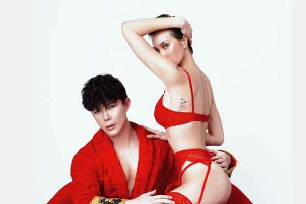 Nathan Lee ‘đốt mắt’ bên MC Phương Mai