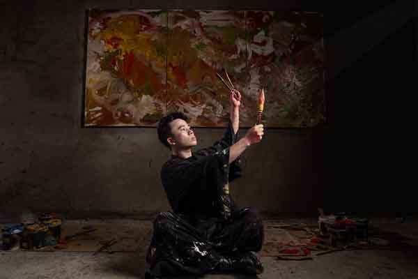 Ý tưởng ra đời buổi triển lãm tranh ‘độc’ lạ bậc nhất Việt Nam của họa sĩ Phạm Hồng Minh