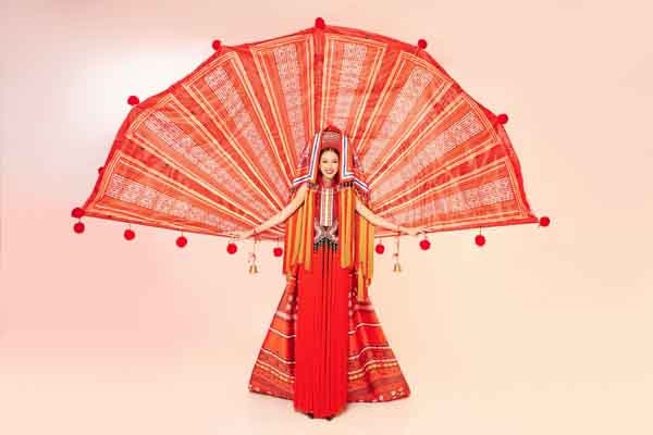 Bảo Ngọc hóa ‘Cô em Dao đỏ’ tại ‘Miss Intercontinental 2022’