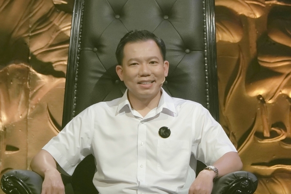 Cao Hữu Thịnh – Ông đỡ mát tay cho những ca hiếm muộn