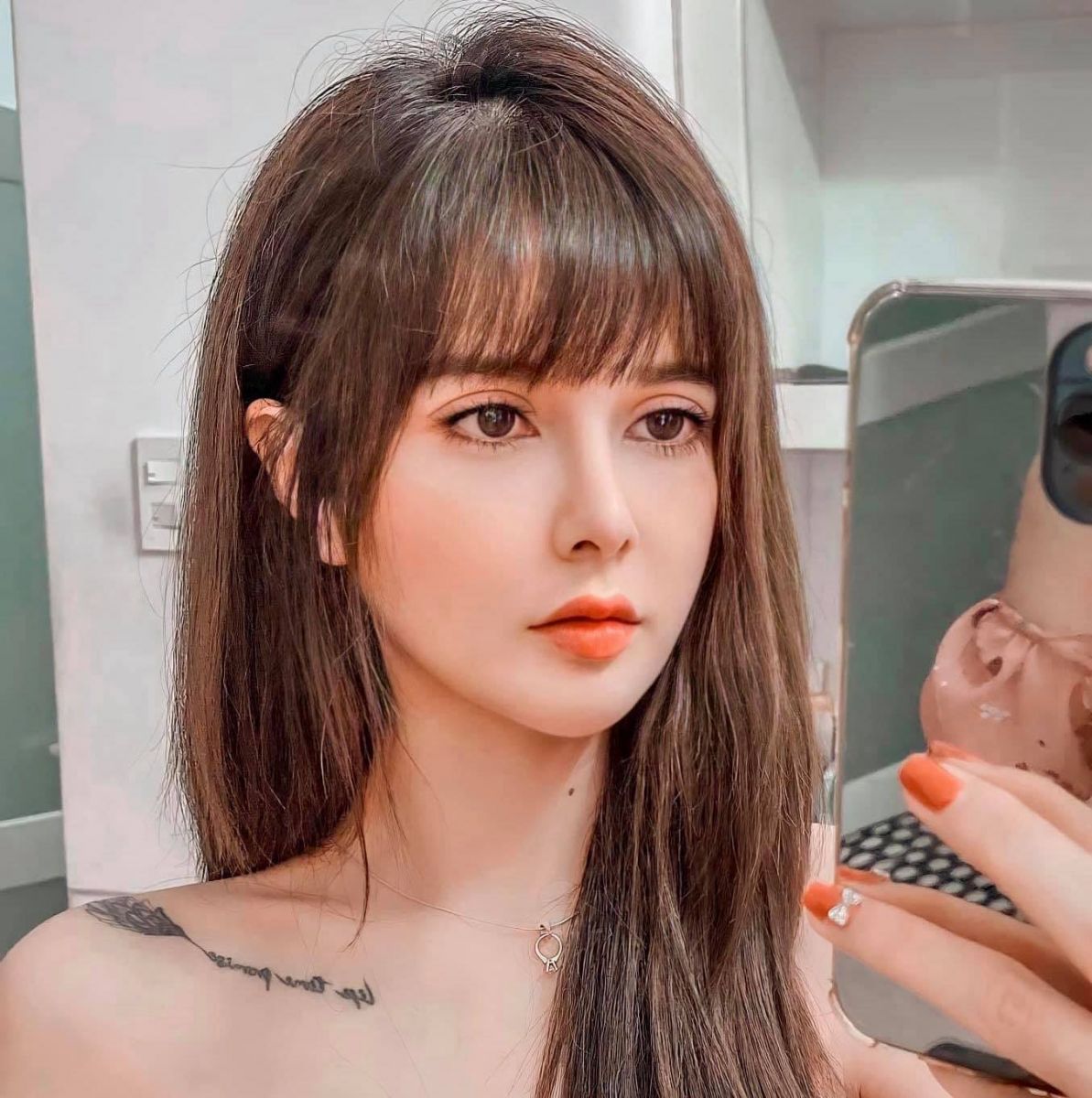 Hotgirl Kim Hằng với·niềm đam mê nghệ thuật