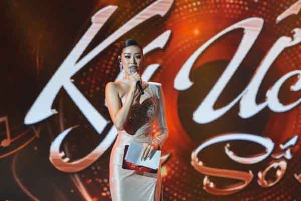 Hoa hậu Khánh Vân đảm nhận vai trò host chương trình âm nhạc