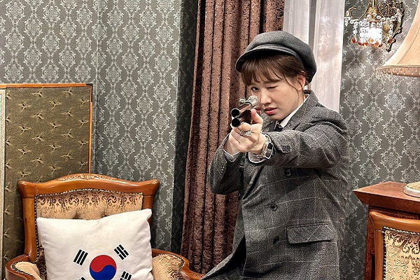 Thành tích khủng của Hari Won được giới thiệu trên sóng truyền hình Hàn Quốc