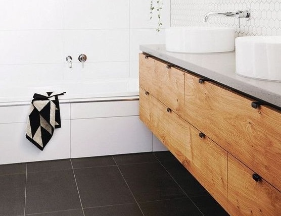 Dẫu ngoài trời 40 độ phòng tắm vẫn mát lạnh