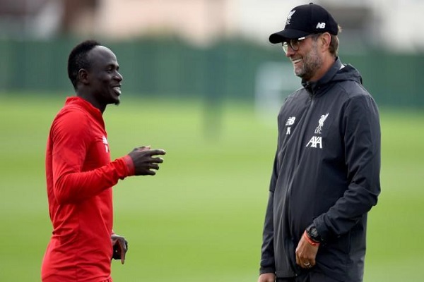 Mane thừa nhận từng rất muốn khoác áo Man United trước khi Klopp gọi điện
