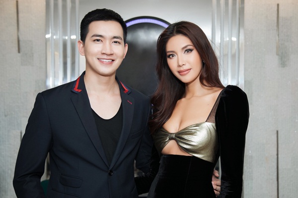 Nam thần Võ Cảnh điển trai bên Minh Tú