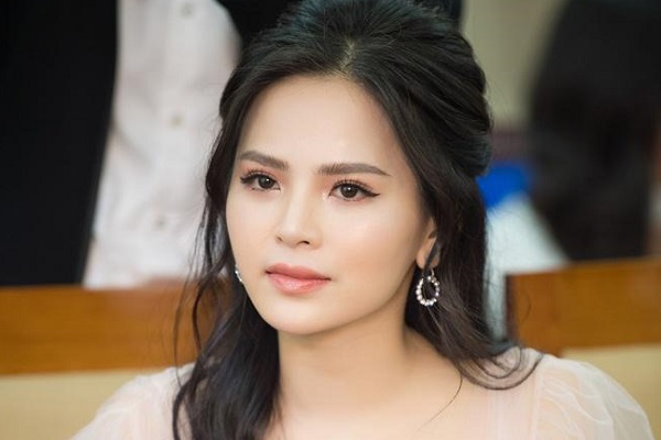 [Phỏng vấn độc quyền] – Phi Huyền Trang: ‘Không muốn nổi tiếng bằng sự thị phi’