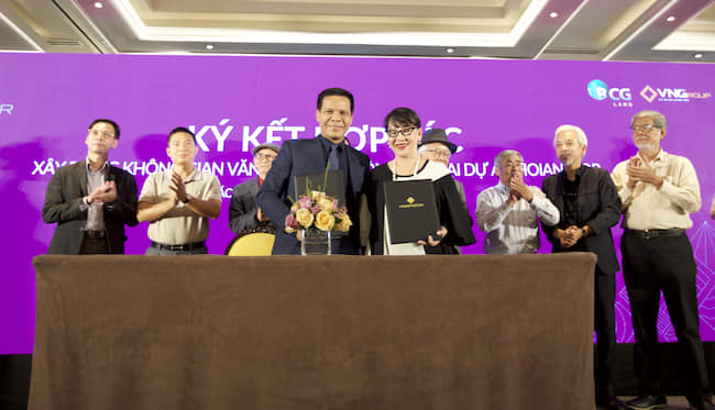 Nhà nhiếp ảnh Dương Minh Long tặng tư liệu quý về nhạc sĩ Trịnh Công Sơn