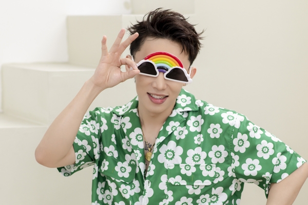 Kay Trần – Hứa Kim Tuyền làm mới bản hit huyền thoại