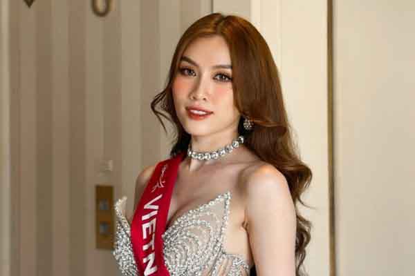 ‘Miss hiếu khách’ gọi tên Thanh Thanh Huyền