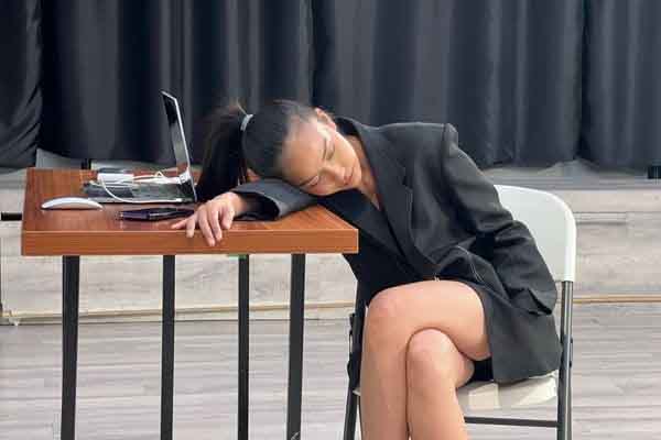 Ngọc Châu tập luyện cường độ cao, lưng đau thắt vẫn không bỏ cuộc