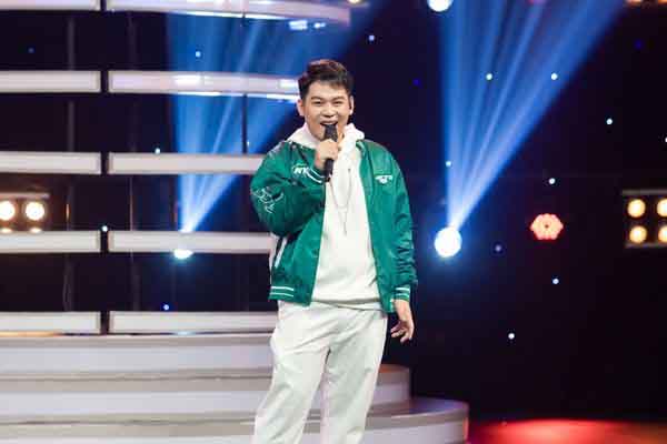 Long Chun ‘cầm trịch’ ‘Gương mặt thân quen’ mùa 9 sau điều trị khối u xương hàm