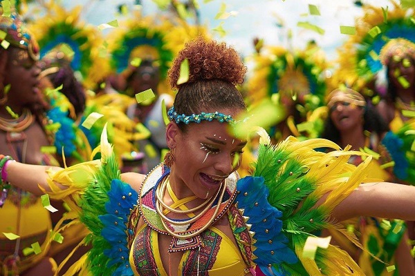 Sôi động lễ hội hóa trang nổi tiếng thế giới